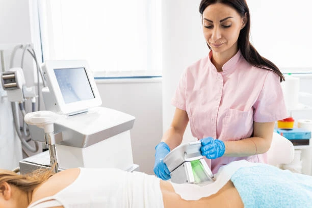 Cryolipolysis Woodley  treatment on a person's back to reduce fat.
